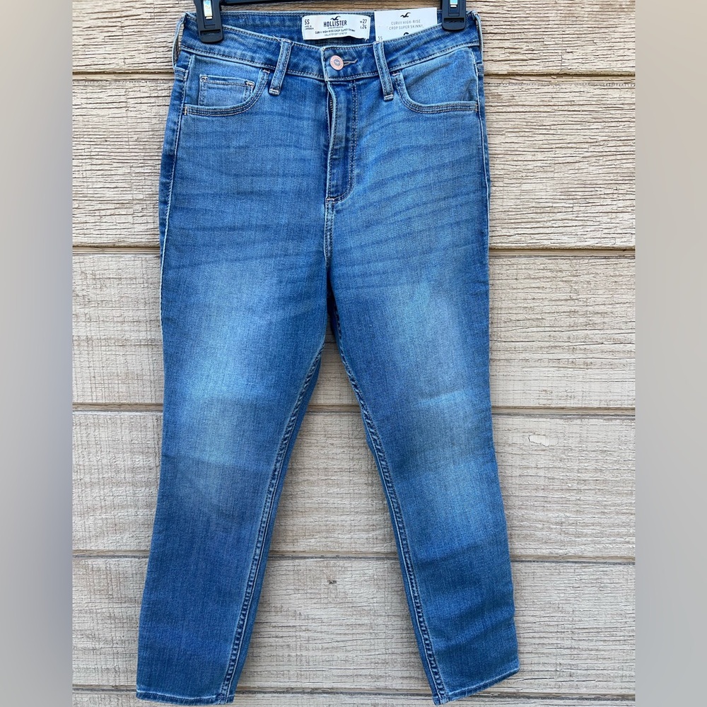 Hollister Curvy High Rise Jeans